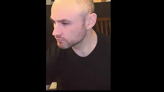 Snapshot of famous1tad chatting on March 15, 2026, 3:08 pm famous1tad online show from March 15, 2026, 3:08 pm