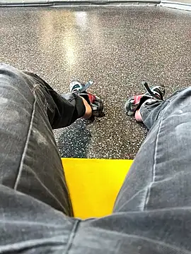 Snapshot of nightbound99 chatting on January 10, 2026, 9:26 am nightbound99 online show from January 10, 2026, 9:26 am