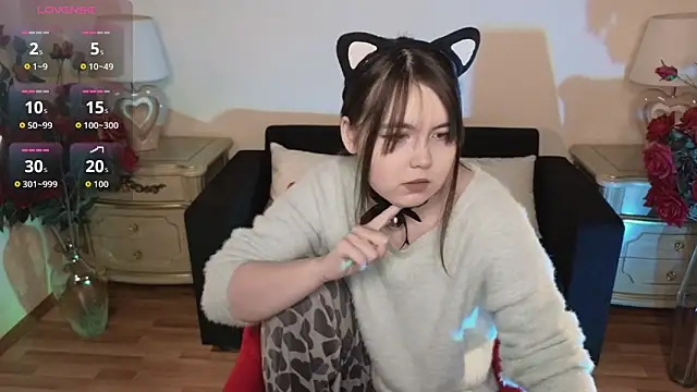 crystipaul online show from November 26, 2025, 4:12 am