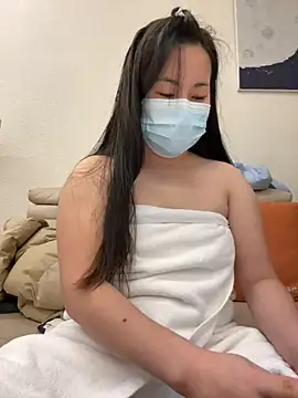 Snapshot of duoduobaby chatting on November 28, 2025, 12:38 pm duoduobaby online show from November 28, 2025, 12:38 pm