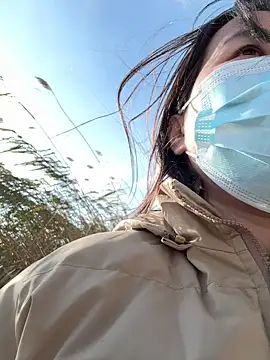 Snapshot of duoduobaby chatting on November 27, 2025, 4:24 am duoduobaby online show from November 27, 2025, 4:24 am