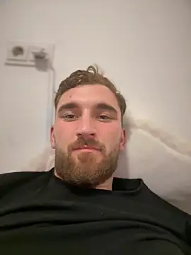 HotGuy200 online show from November 23, 2025, 5:45 pm