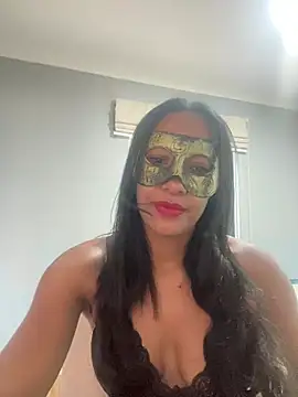 LunnaMaska online show from March 26, 2026, 3:43 pm