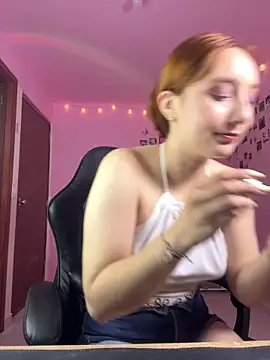 Snapshot of Davne_ chatting on March 2, 2026, 8:49 pm Davne online show from March 2, 2026, 8:49 pm