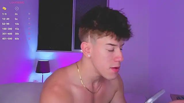 Snapshot of Maxx_cooper chatting on November 25, 2025, 11:59 pm Maxx cooper online show from November 25, 2025, 11:59 pm