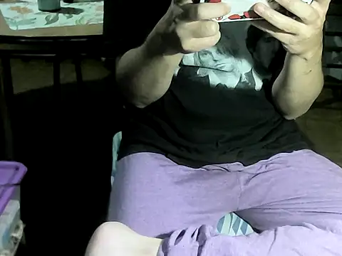 OreCam online show from May 6, 2026, 9:08 pm