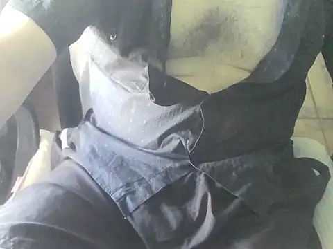 Snapshot of OreCam chatting on December 19, 2025, 8:00 pm OreCam online show from December 19, 2025, 8:00 pm