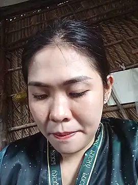 Lin-kute98 online show from May 25, 2026, 2:22 am