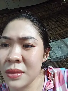 Lin-kute98 online show from May 17, 2026, 3:06 am