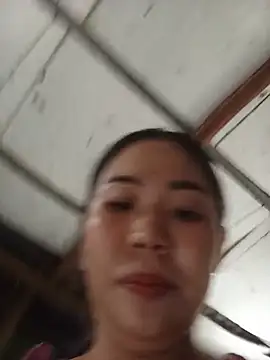 Lin-kute98 online show from May 19, 2026, 3:02 am