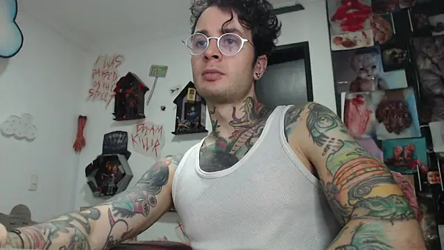 CryBoy13 online show from December 1, 2025, 3:51 am