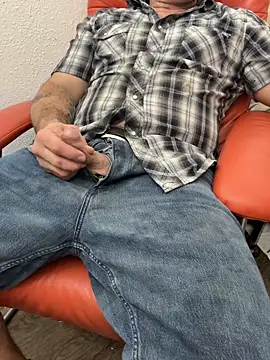 2addictivelyhorny online show from February 16, 2026, 8:46 am