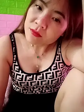 Lily-ross22 online show from February 27, 2026, 4:01 am