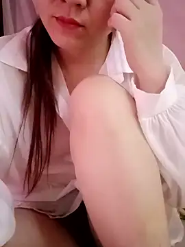 Snapshot of Lily-ross22 chatting on April 20, 2026, 6:53 pm Lily-ross22 online show from April 20, 2026, 6:53 pm