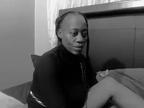 sweetcandyx24 online show from December 20, 2025, 9:17 pm