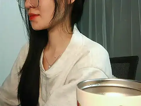 Nunaa18 online show from February 4, 2026, 6:14 pm