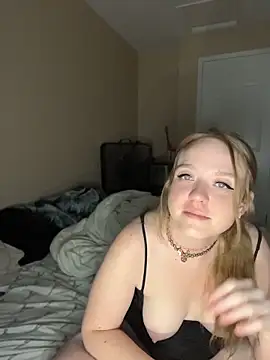 SmirkFans online show from June 12, 2026, 6:55 am