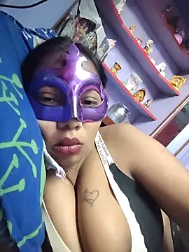 aarti03fb online show from April 13, 2026, 6:06 am