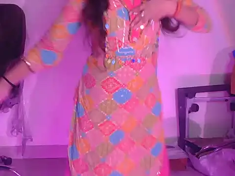 Snapshot of cute_mahira chatting on February 15, 2026, 4:28 pm cute mahira online show from February 15, 2026, 4:28 pm