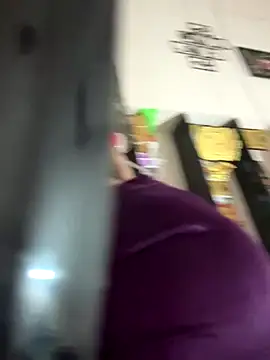 Snapshot of Tamil_Smiley_Queen chatting on January 5, 2026, 6:00 pm Tamil Smiley Queen online show from January 5, 2026, 6:00 pm