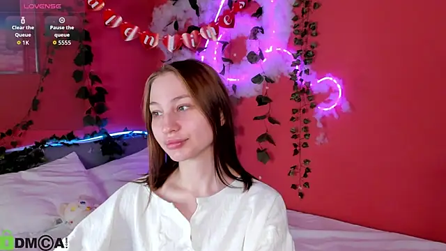 Snapshot of lally_cute chatting on February 24, 2026, 11:00 am lally cute online show from February 24, 2026, 11:00 am