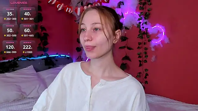 Snapshot of lally_cute chatting on February 25, 2026, 5:07 am lally cute online show from February 25, 2026, 5:07 am