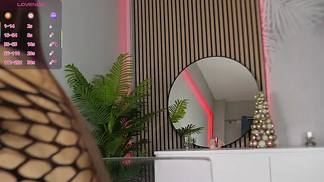 Snapshot of Jessy_Cruz_ chatting on December 22, 2025, 5:40 am Jessy Cruz online show from December 22, 2025, 5:40 am