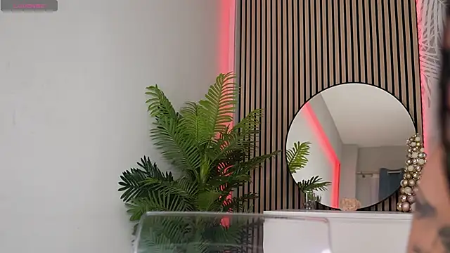 Snapshot of Jessy_Cruz_ chatting on December 16, 2025, 5:55 am Jessy Cruz online show from December 16, 2025, 5:55 am