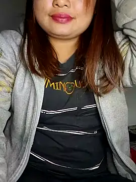 Snapshot of mai-mai-97 chatting on February 9, 2026, 4:54 am mai-mai-97 online show from February 9, 2026, 4:54 am