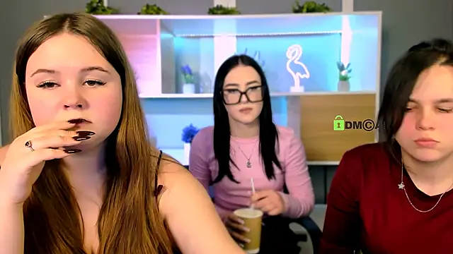 Snapshot of candy_flossie1 chatting on February 3, 2026, 7:30 pm candy flossie1 online show from February 3, 2026, 7:30 pm