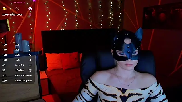  Sweet  Cat  online show from April 6, 2026, 2:40 pm