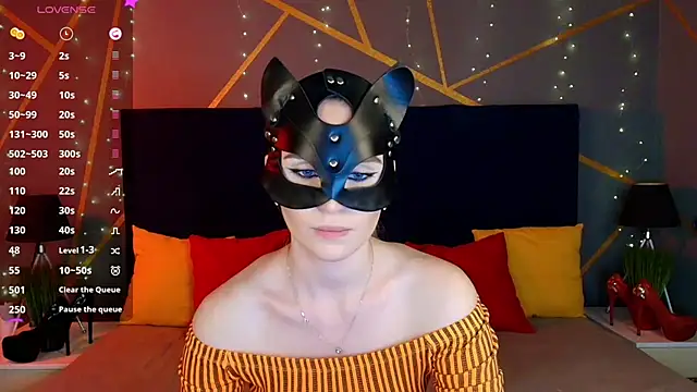  Sweet  Cat  online show from May 9, 2026, 5:38 pm