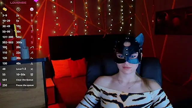  Sweet  Cat  online show from March 14, 2026, 6:14 pm