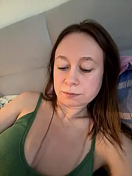 Brooke lover online show from January 13, 2026, 7:23 am