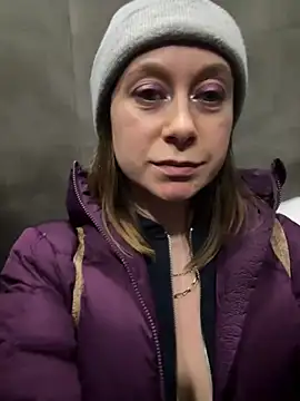 Brooke lover online show from February 22, 2026, 7:00 am