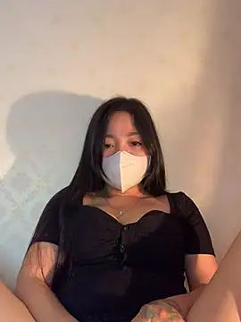 lana-kan online show from February 13, 2026, 2:11 am