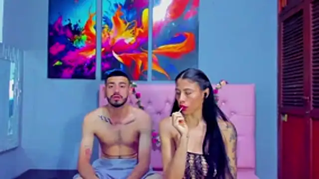 KattyandSteven online show from November 26, 2025, 1:33 pm