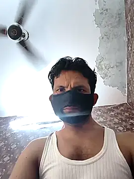 Sexy komal02 online show from April 22, 2026, 8:54 am