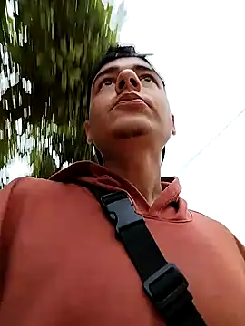 Snapshot of STUDIO-1 chatting on January 6, 2026, 11:47 am STUDIO-1 online show from January 6, 2026, 11:47 am