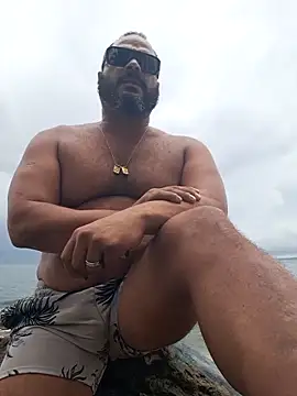 wakahoe online show from March 29, 2026, 3:35 pm