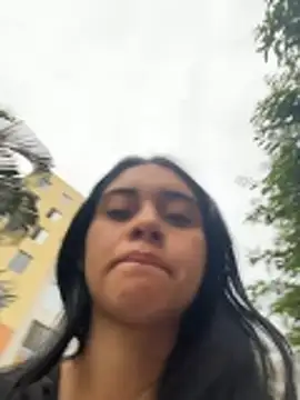 Miia moonn online show from December 1, 2025, 11:00 am