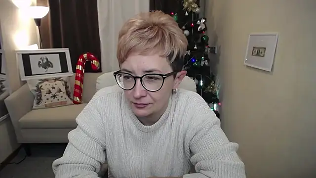 ChristinaRainforce online show from November 27, 2025, 1:11 pm