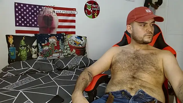 Snapshot of holegape chatting on December 17, 2025, 5:29 pm holegape online show from December 17, 2025, 5:29 pm