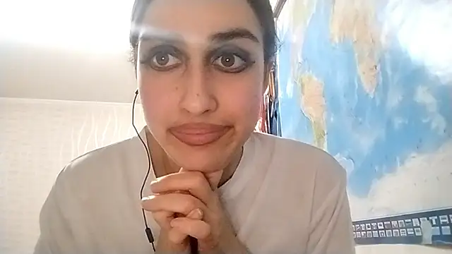 LexusLady online show from November 27, 2025, 7:58 pm