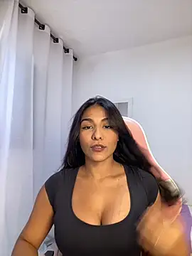 Laurapocahontas online show from December 1, 2025, 7:26 pm