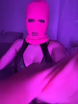 linaatchikita online show from April 2, 2026, 8:59 pm