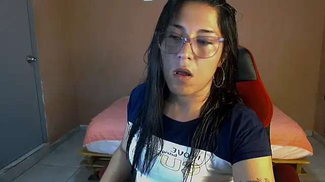 franysteell online show from November 25, 2025, 11:59 pm