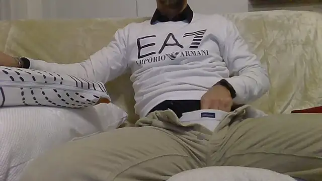 Snapshot of Eroshotlicker chatting on January 11, 2026, 9:55 pm Eroshotlicker online show from January 11, 2026, 9:55 pm