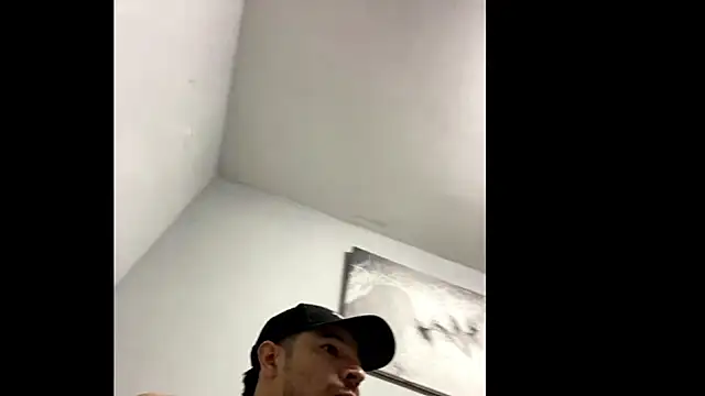 marcoz charlotte05 online show from November 25, 2025, 4:46 am