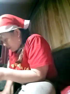 Snapshot of hey-bana chatting on February 16, 2026, 12:04 pm hey-bana online show from February 16, 2026, 12:04 pm